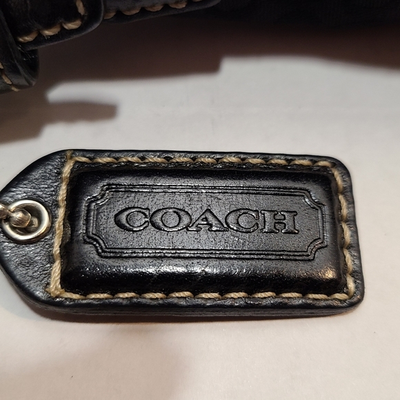Coach No. K042-6351 Black Logo Canvas Hangbag - Picture 3 of 4